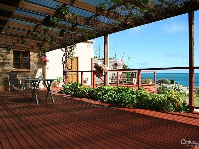 21 Howard Drive, Penneshaw SA 5222