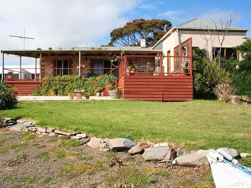 21 Howard Drive, Penneshaw SA 5222