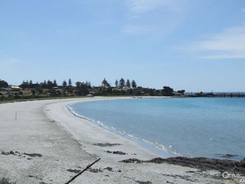 21 Howard Drive, Penneshaw SA 5222