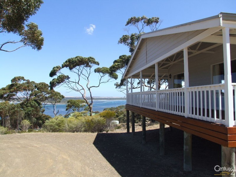 32 Falie Court, American River SA 5221