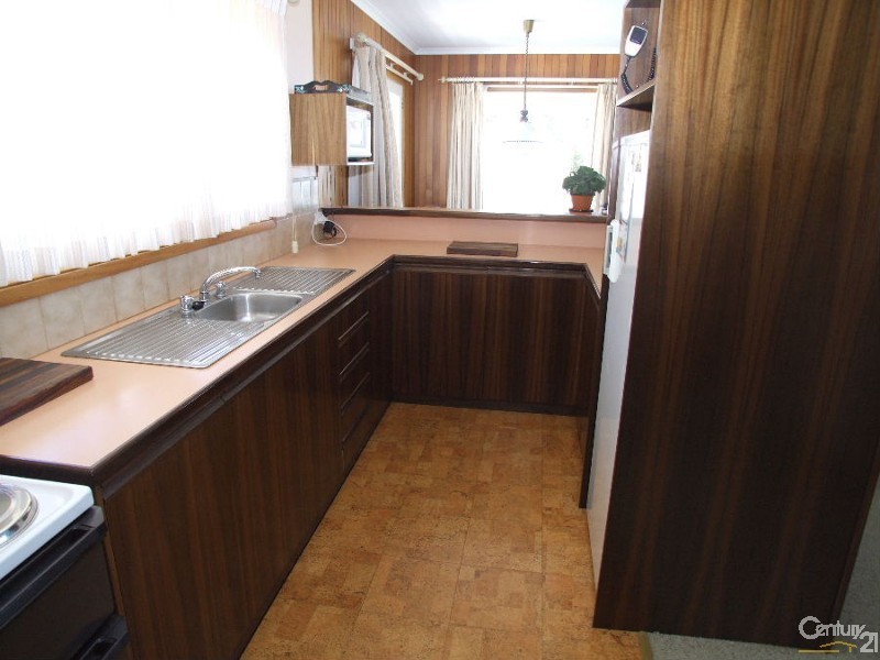 32 Falie Court, American River SA 5221