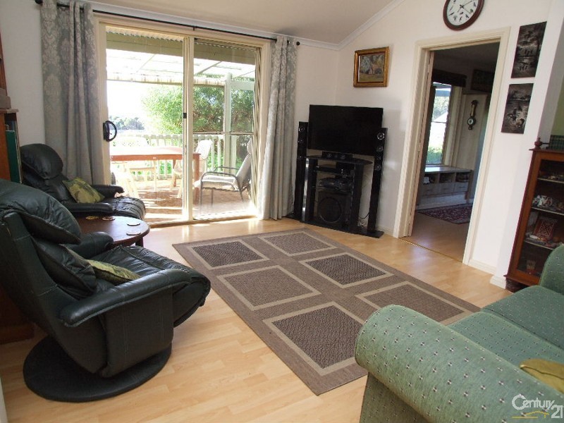 383A Old Salt Lake Road, Haines SA 5223