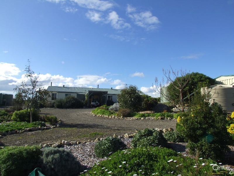 383A Old Salt Lake Road, Haines SA 5223