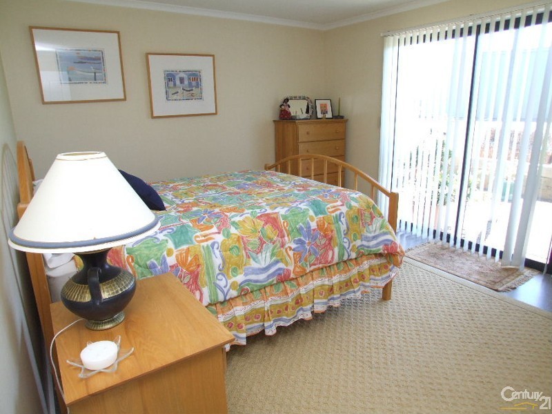 2 York Crescent, Kingscote SA 5223