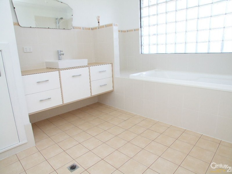 2 York Crescent, Kingscote SA 5223