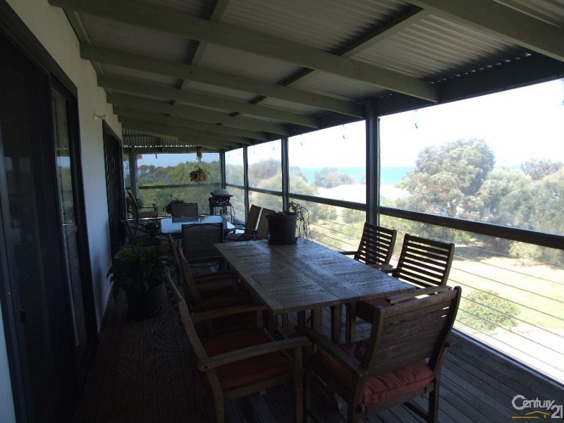 2 York Crescent, Kingscote SA 5223