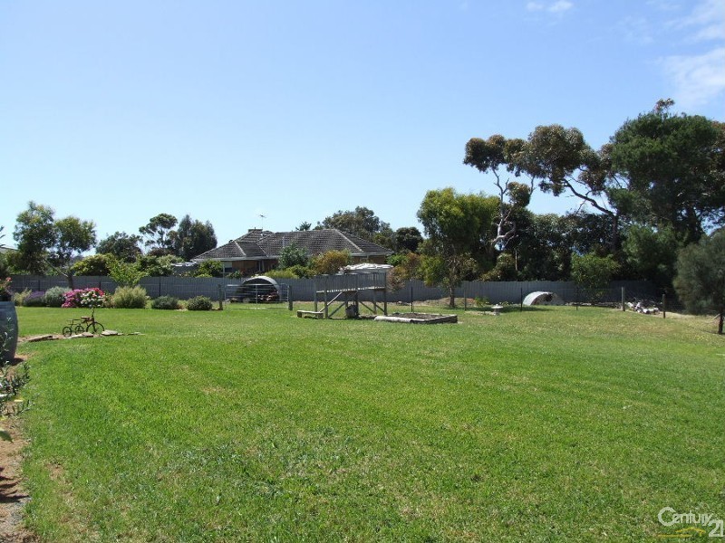 2 York Crescent, Kingscote SA 5223