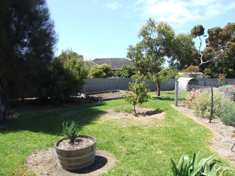 2 York Crescent, Kingscote SA 5223