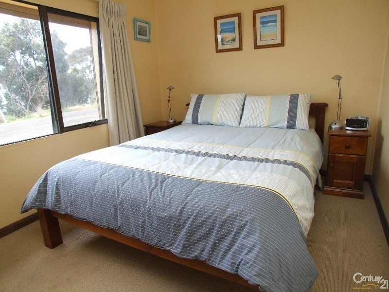 110 Talinga Terrace, Penneshaw SA 5222