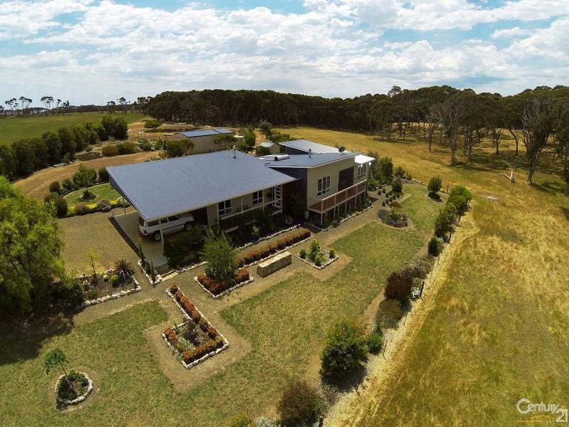 273 Hungerford Road, Penneshaw SA 5222