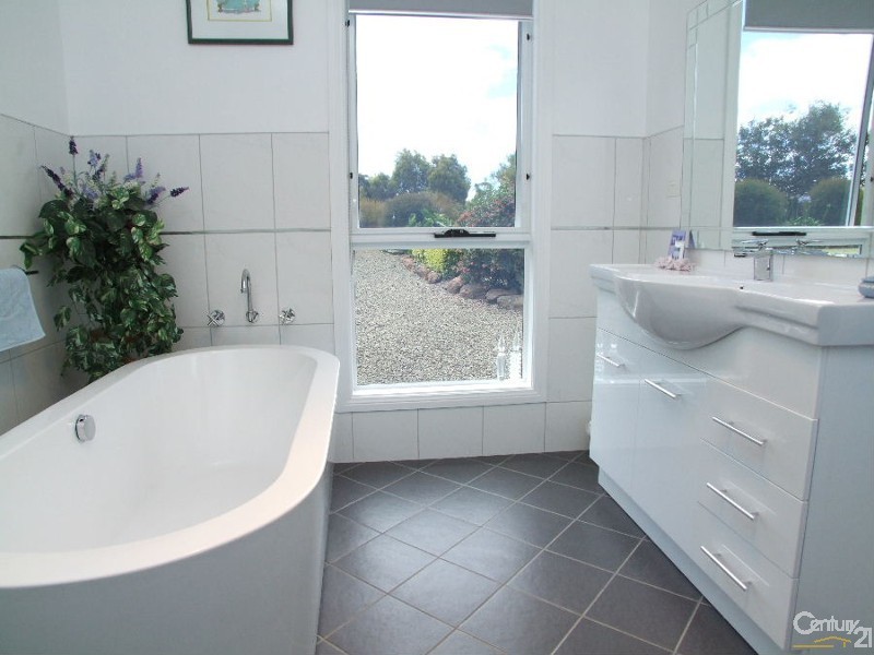273 Hungerford Road, Penneshaw SA 5222