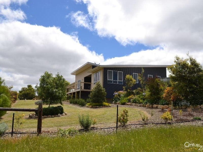 273 Hungerford Road, Penneshaw SA 5222