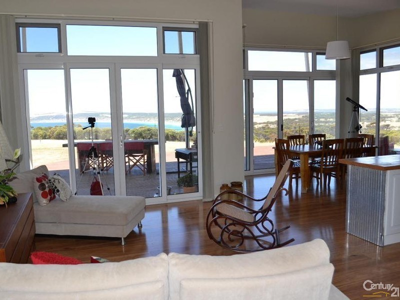 136 Bates Road, Emu Bay SA 5223