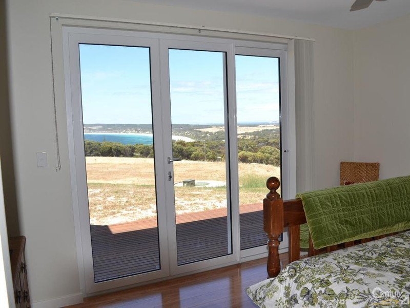 136 Bates Road, Emu Bay SA 5223