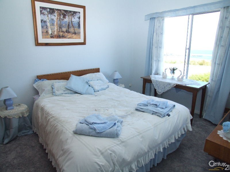 146 Karatta Tce, Penneshaw SA 5222