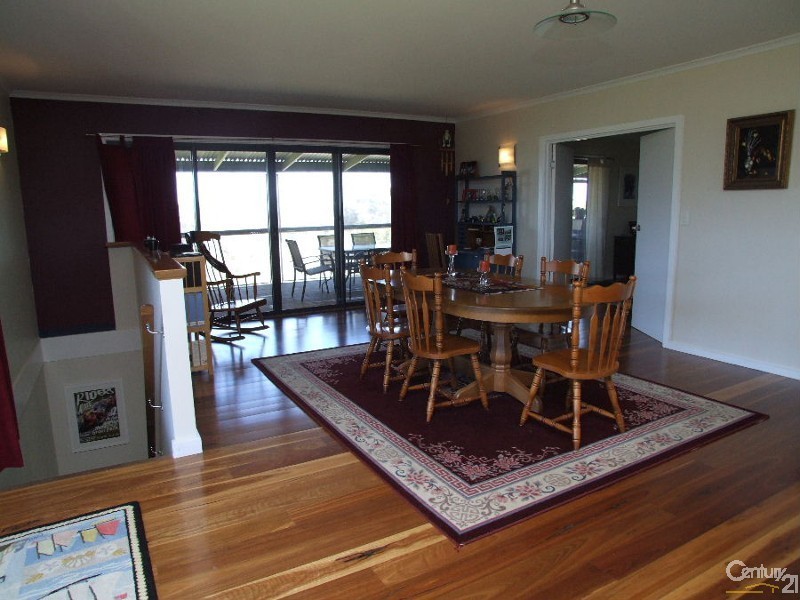 2 York Crescent, Kingscote SA 5223