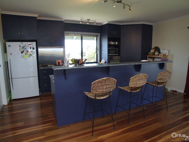 2 York Crescent, Kingscote SA 5223