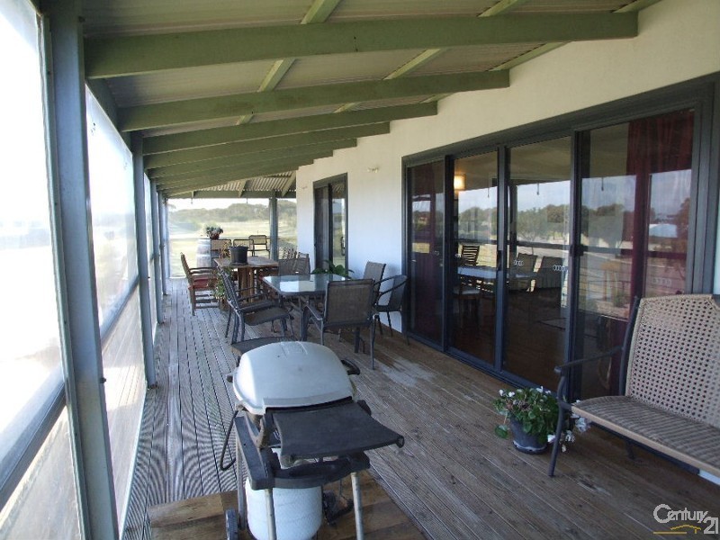 2 York Crescent, Kingscote SA 5223