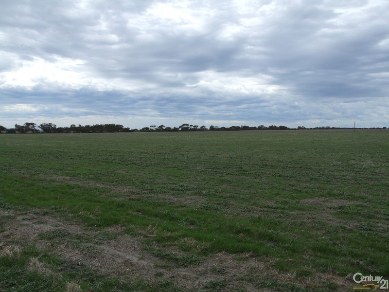 523 Starrs Road, Macgillivray SA 5223