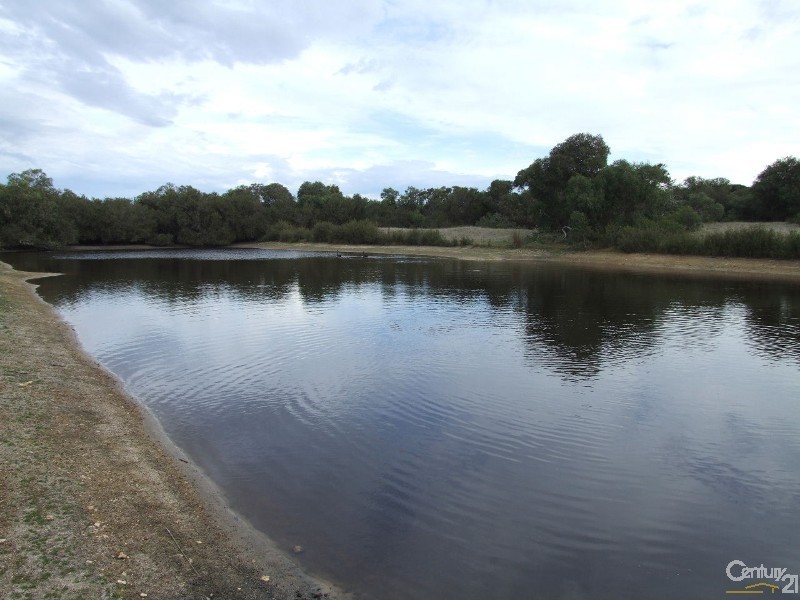 523 Starrs Road, Macgillivray SA 5223