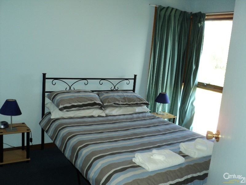 28 Collins Crescent, Baudin Beach SA 5222