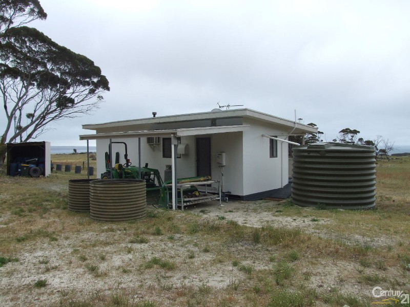 600 Doug Road, Dudley West SA 5222