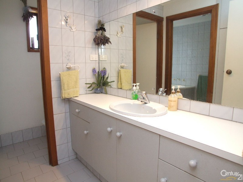 12 Ewen Street, Kingscote SA 5223