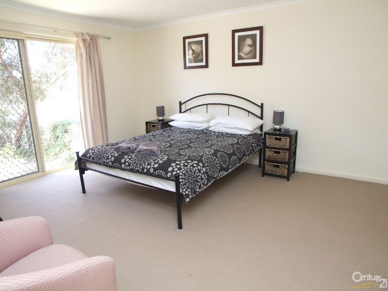 3 Willoughby Crescent, Kingscote SA 5223