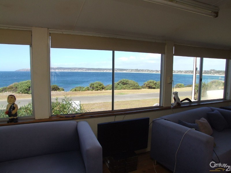 1 Hamilton Drive, Emu Bay SA 5223