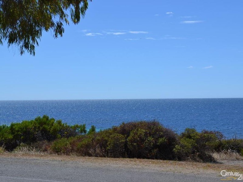 1 Hamilton Drive, Emu Bay SA 5223