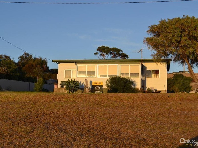1 Hamilton Drive, Emu Bay SA 5223