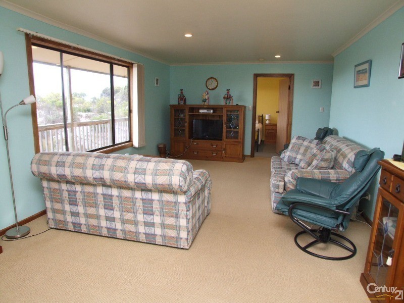42 Pennington Road, Island Beach SA 5222
