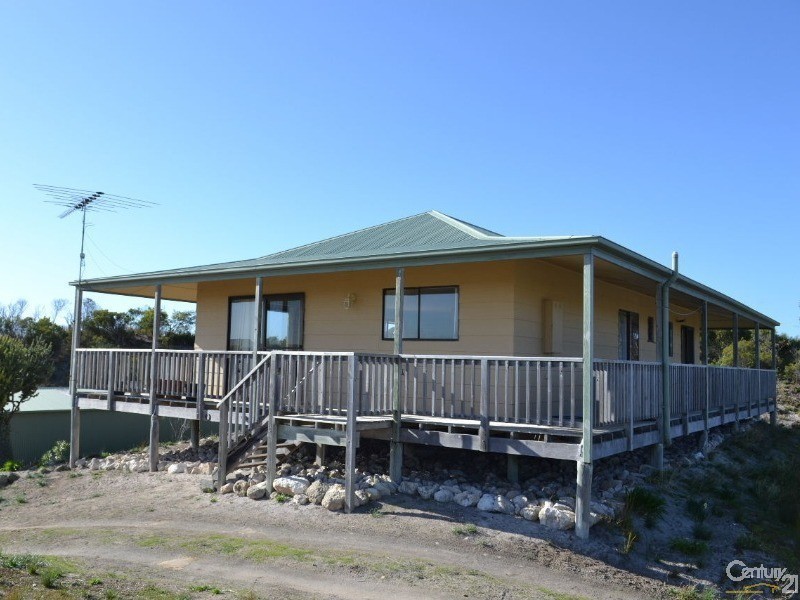 42 Pennington Road, Island Beach SA 5222