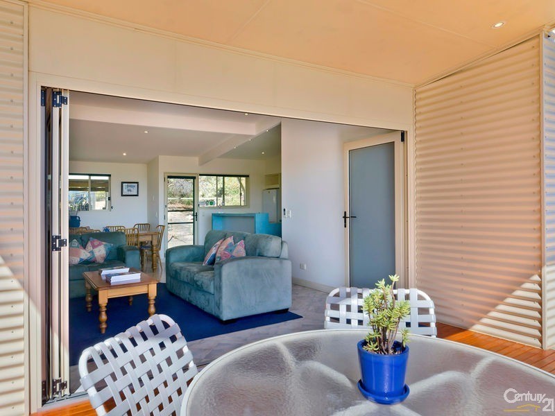 8B Karatta Terrace, Penneshaw SA 5222