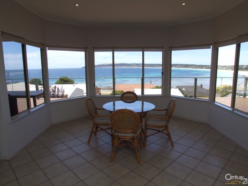 36 Hawthorn Ave, Emu Bay SA 5223