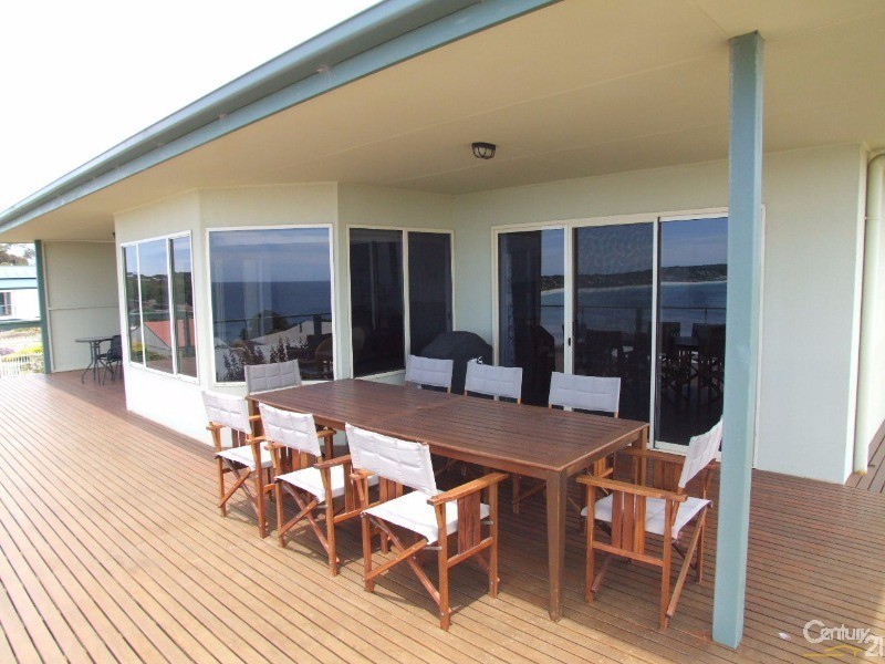 36 Hawthorn Ave, Emu Bay SA 5223