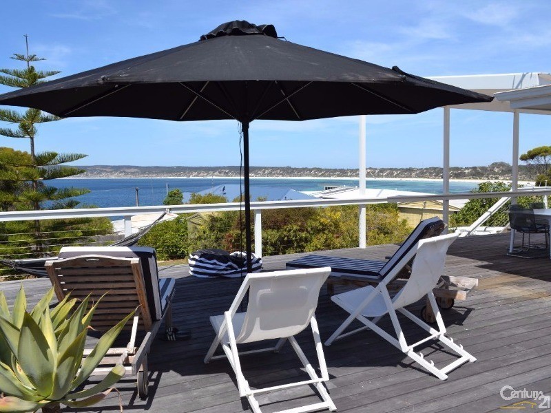 10 Hawthorn Avenue, Emu Bay SA 5223