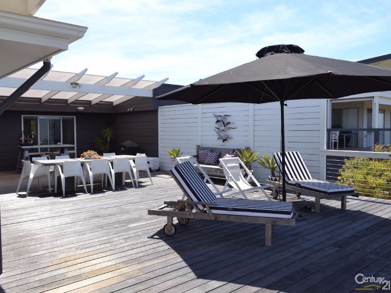 10 Hawthorn Avenue, Emu Bay SA 5223