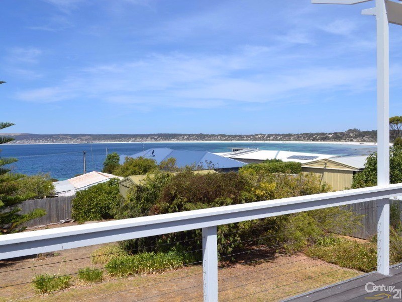 10 Hawthorn Avenue, Emu Bay SA 5223