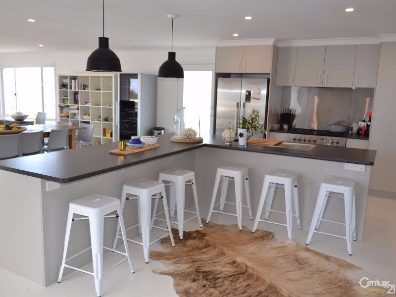 10 Hawthorn Avenue, Emu Bay SA 5223