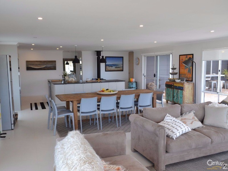 10 Hawthorn Avenue, Emu Bay SA 5223