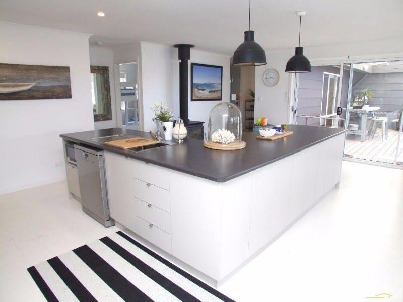 10 Hawthorn Avenue, Emu Bay SA 5223