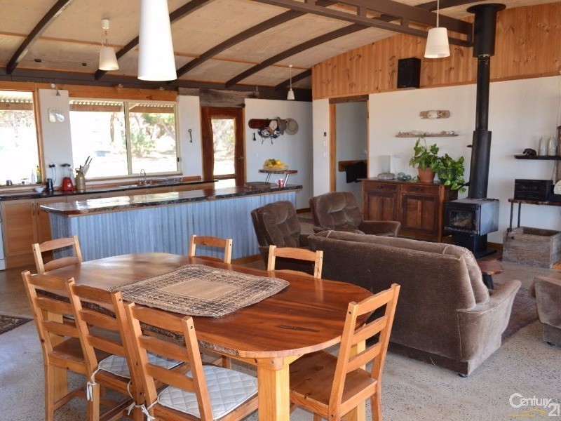 750 Min Oil Road, Nepean Bay SA 5223