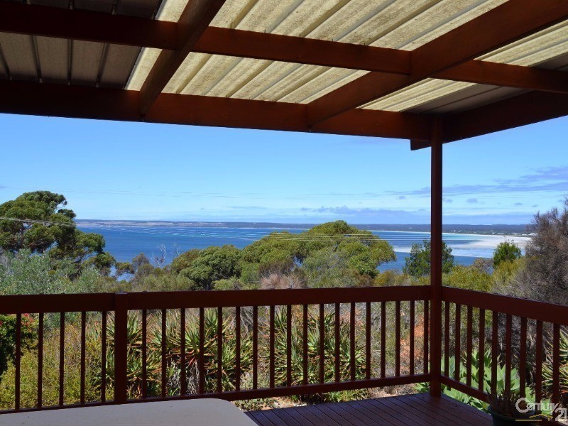 27 Bayview Road, American River SA 5221