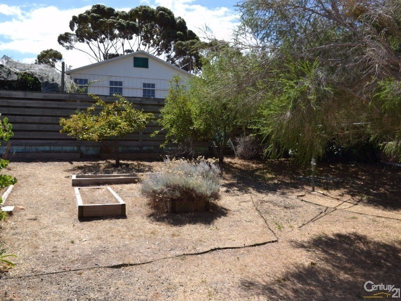 27 Bayview Road, American River SA 5221