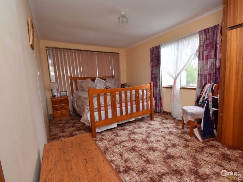 6 Hawthorn Avenue, Emu Bay SA 5223