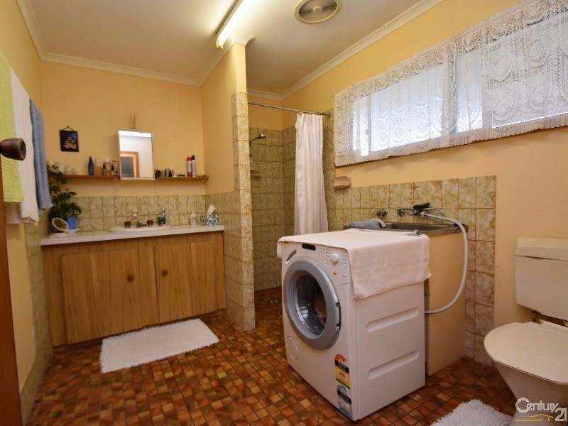 6 Hawthorn Avenue, Emu Bay SA 5223