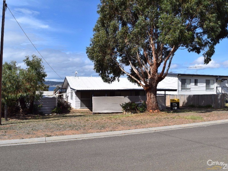 6 Hawthorn Avenue, Emu Bay SA 5223