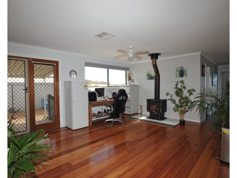 138 Bates Road, Emu Bay SA 5223