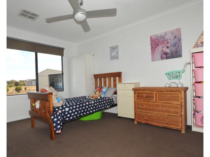 138 Bates Road, Emu Bay SA 5223